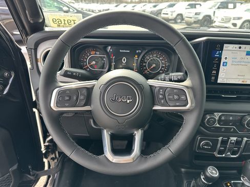 New 2026 Jeep Wrangler Sahara image 8