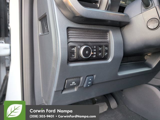 New 2026 Ford F450 Platinum w/ FX4 Off-Road Package AWD/4WD image 13