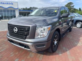Used 2023 Nissan Titan SV w/ SV Convenience Package RWD video 1