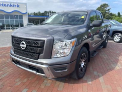 Used 2023 Nissan Titan SV w/ SV Convenience Package