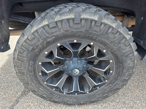 Used 2022 Chevrolet Silverado 1500 LT Trail Boss w/ LT Trail Boss Premium Package AWD/4WD image 9