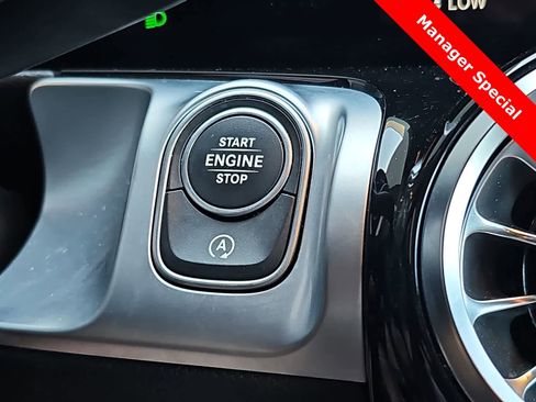 Used 2022 Mercedes-Benz GLB 250 GLB 250 image 24