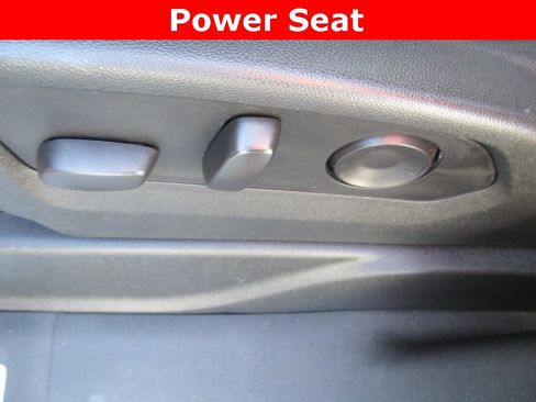 Certified 2021 Chevrolet Tahoe Z71 w/ Luxury Package image 28