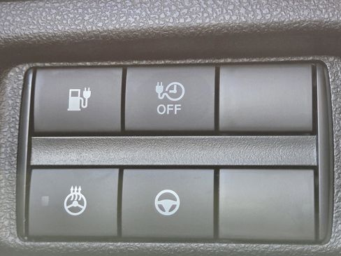 Used 2023 Nissan Leaf SV Plus image 26