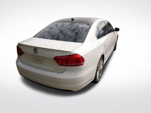 Used 2014 Volkswagen Passat 1.8T Sport image 13