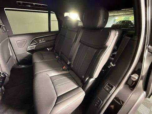 New 2027 Land Rover Range Rover Long Wheelbase SE AWD/4WD image 19