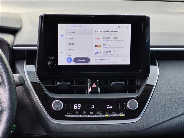 Used 2025 Toyota Corolla LE FWD image 13