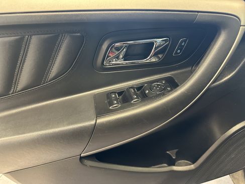 Used 2015 Ford Taurus SEL w/ Equipment Group 201A image 19