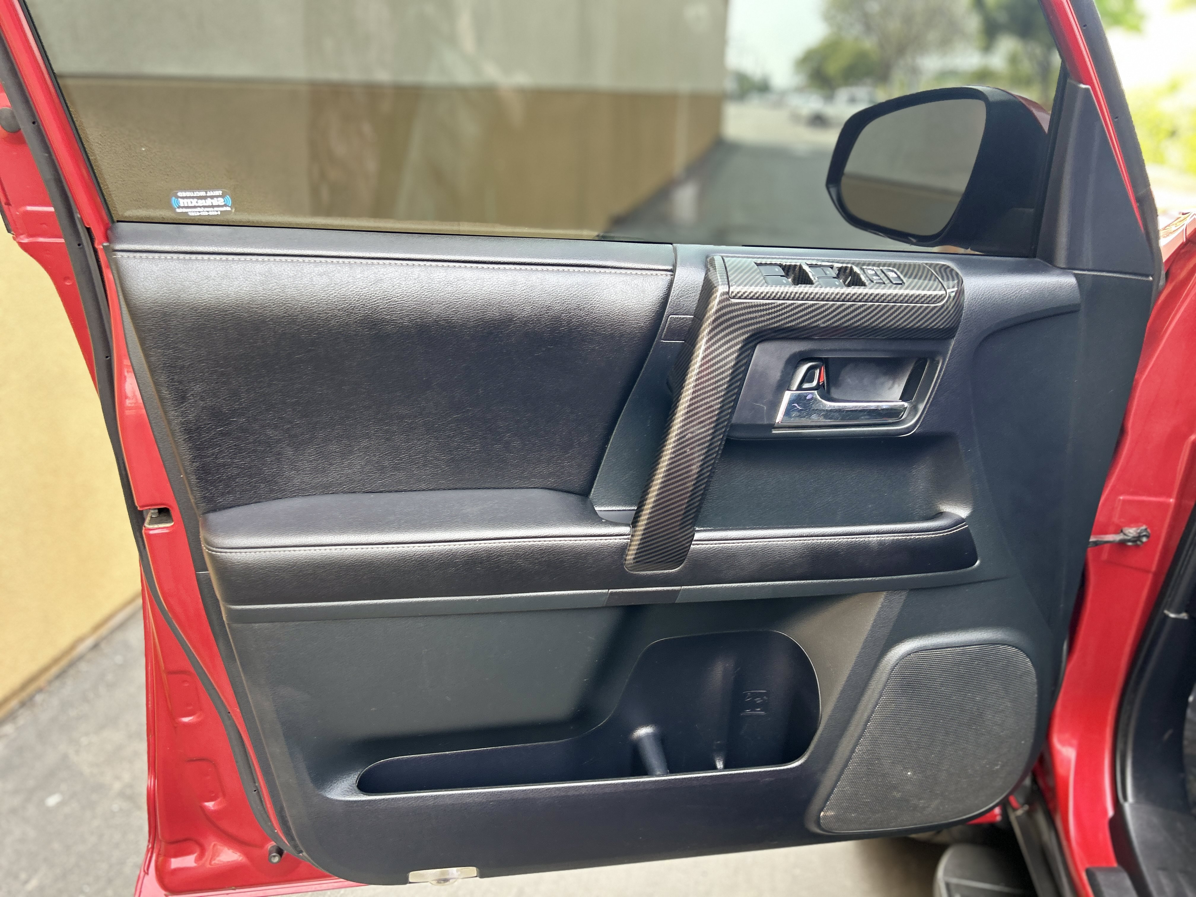 Used 2015 Toyota 4Runner SR5 AWD/4WD image 22