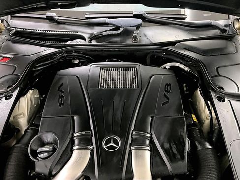 Used 2017 Mercedes-Benz S 550 4MATIC Sedan image 30