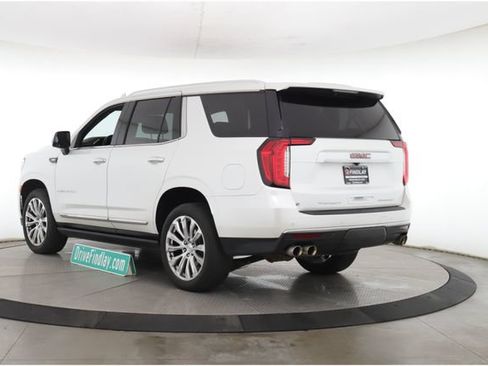 Used 2022 GMC Yukon Denali AWD/4WD image 8
