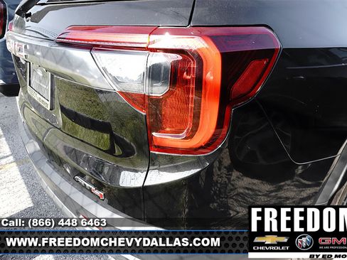 Certified 2023 GMC Acadia AT4 w/ Technology Package AWD/4WD image 9