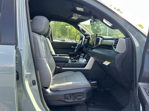 New 2026 Toyota Tundra SR5 AWD/4WD image 16