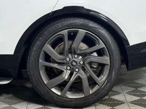 Certified 2020 Land Rover Discovery HSE Luxury image 14