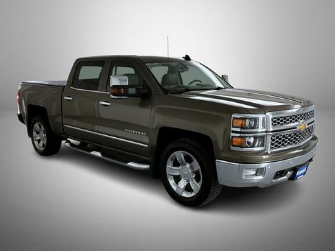 Used 2015 Chevrolet Silverado 1500 LTZ w/ LTZ Plus Package image 3