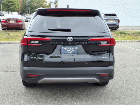 Used 2024 Toyota Grand Highlander AWD Hybrid image 6