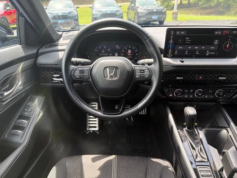 Used 2025 Honda Accord Sport image 24
