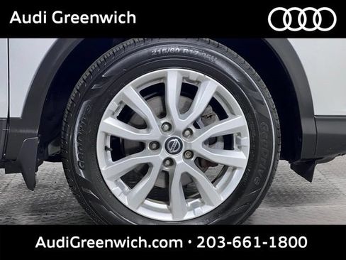Used 2020 Nissan Rogue Sport SV AWD/4WD image 9