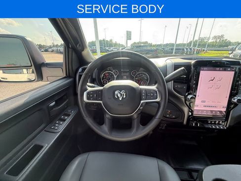 New 2026 RAM 2500 Tradesman AWD/4WD image 9
