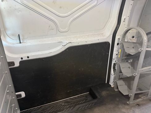 Used 2019 Ford Transit 250 148 Low Roof RWD image 9