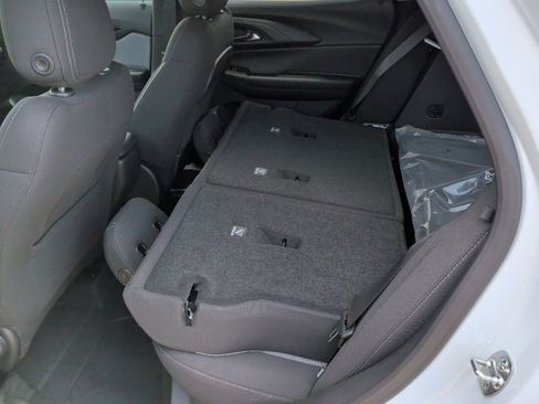 New 2026 Chevrolet TrailBlazer LS FWD image 33