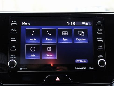 Used 2021 Toyota Venza XLE image 17