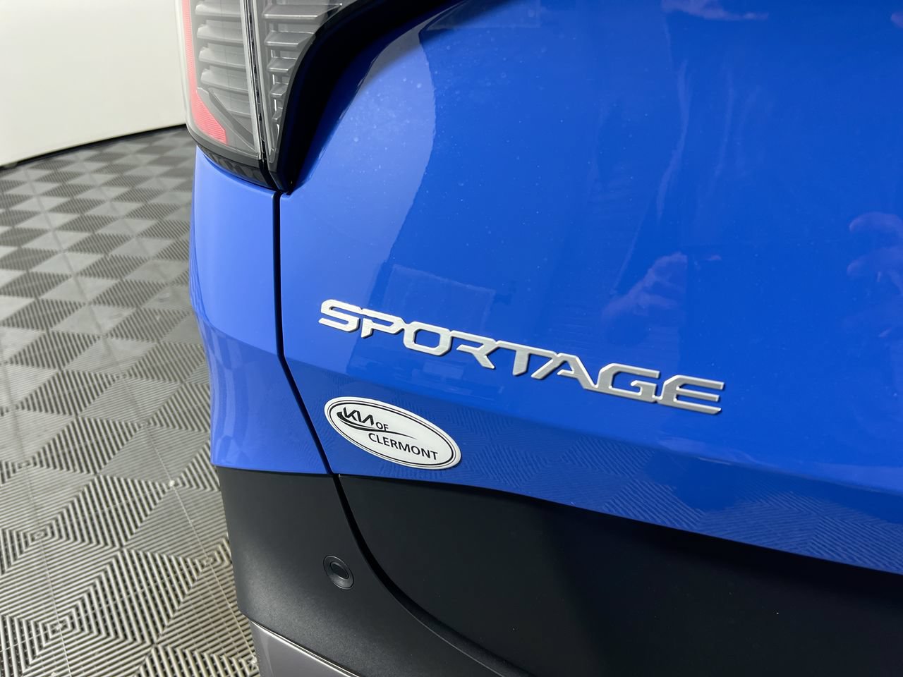 New 2026 Kia Sportage SX FWD image 5