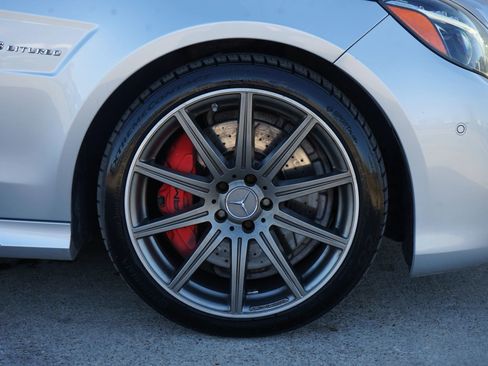 Used 2015 Mercedes-Benz E 63 AMG S-Model image 4