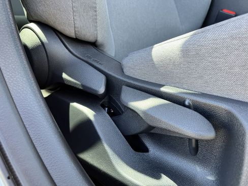 Used 2025 Toyota Camry LE w/ Convenience Package image 25