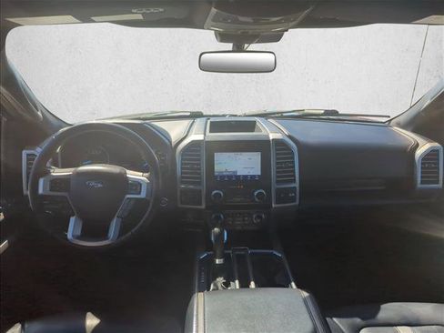 Used 2019 Ford F150 Platinum w/ Equipment Group 701A Luxury image 19