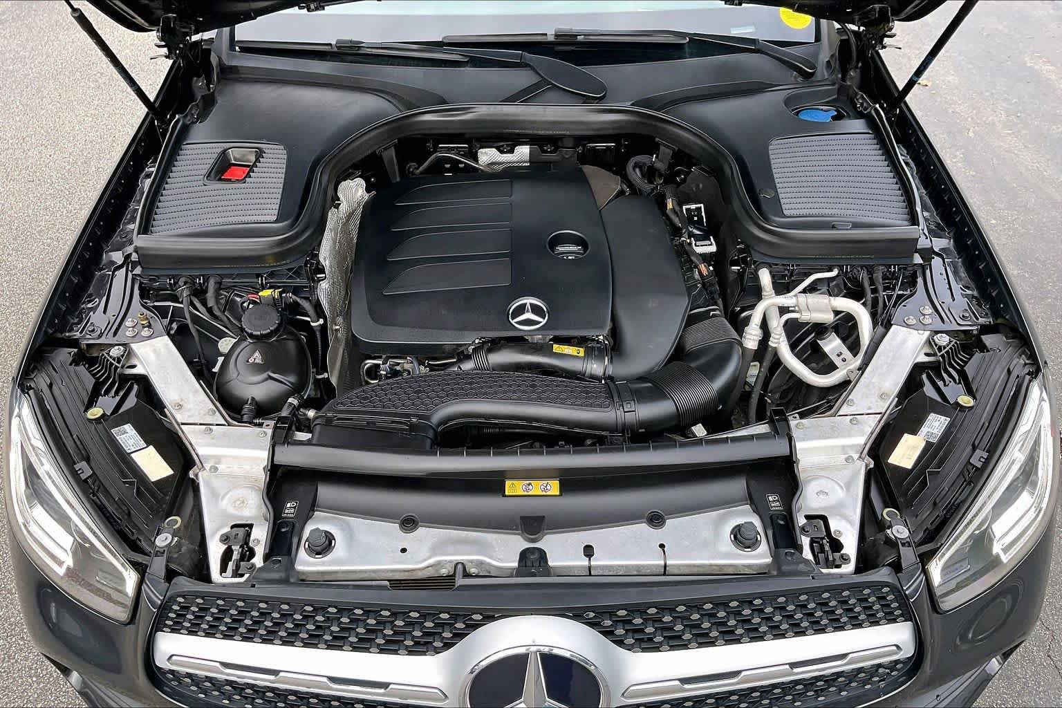 Used 2020 Mercedes-Benz GLC 300 4MATIC Coupe image 29