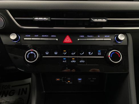 Certified 2025 Hyundai Sonata SE FWD image 23