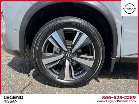 Certified 2023 Nissan Rogue SL w/ SL Premium Package AWD/4WD image 9