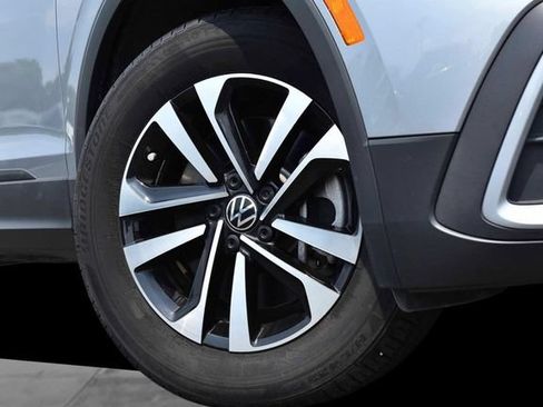 Used 2023 Volkswagen Tiguan S FWD image 3