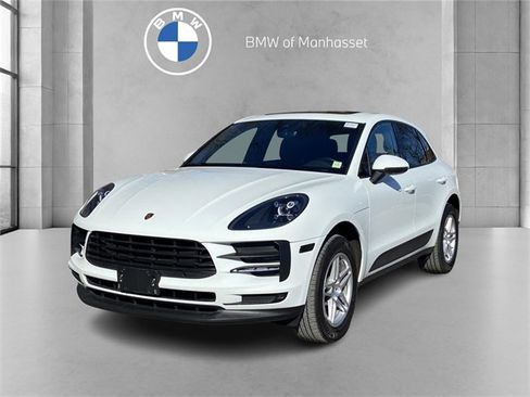 Used 2021 Porsche Macan image 1