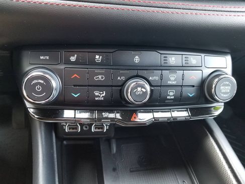 Certified 2024 Dodge Durango R/T AWD/4WD image 24