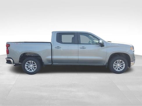 Used 2023 Chevrolet Silverado 1500 LT image 9