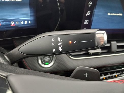 Used 2025 Chevrolet Equinox RS w/ Safety and Technology Package image 20