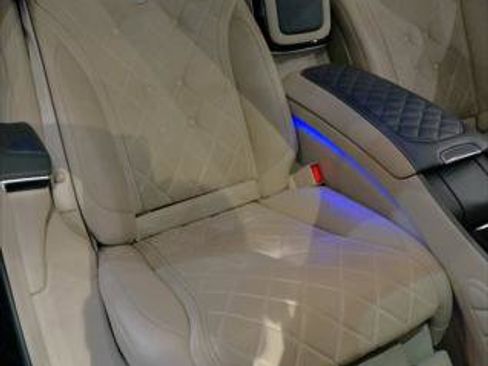 Used 2017 Mercedes-Benz Maybach S 550 4MATIC image 16