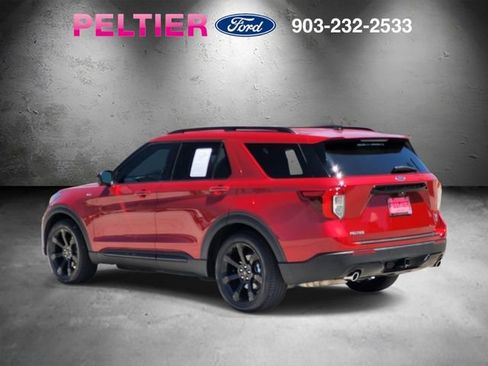 Used 2024 Ford Explorer ST-Line w/ Class IV Trailer Tow Package RWD image 8