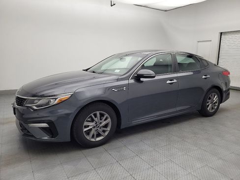 Used 2020 Kia Optima LX image 2