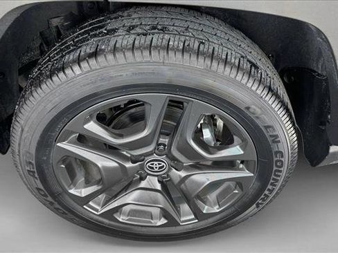 Used 2024 Toyota RAV4 Adventure image 9