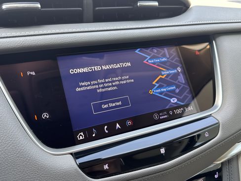 Used 2021 Cadillac XT5 Premium Luxury w/ LPO, Floor Liner Package FWD image 27