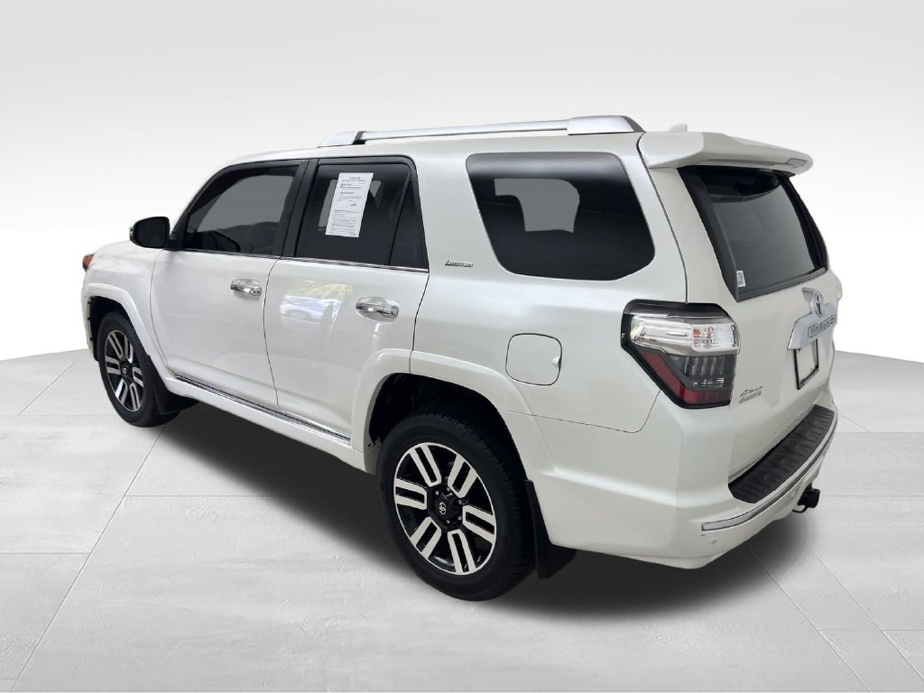 Used 2018 Toyota 4Runner Limited AWD/4WD image 3