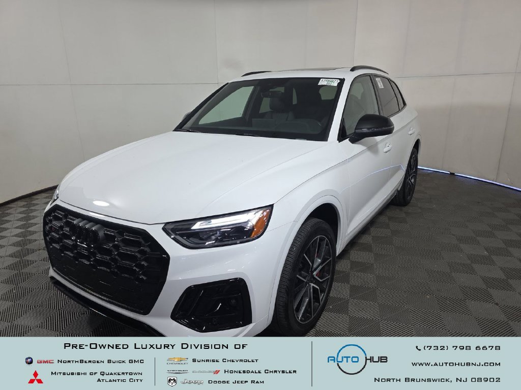 Used 2025 Audi SQ5 Premium Plus w/ Premium Plus Package AWD/4WD image 1
