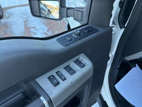 Used 2015 Ford F250 Lariat w/ Lariat Ultimate Package image 27