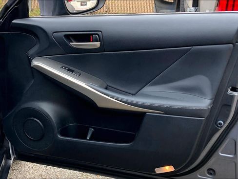 Used 2017 Lexus IS 200t F Sport image 22