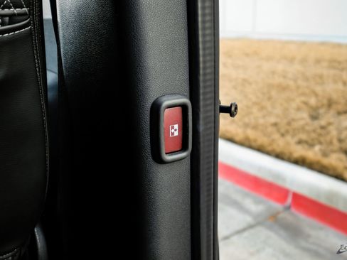 Used 2023 Mercedes-Benz Sprinter 3500 image 95