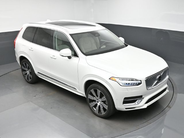 Used 2024 Volvo XC90 T8 Plus w/ Protection Package Premier AWD/4WD image 18