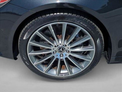 Used 2017 Mercedes-Benz S 550 Sedan image 26